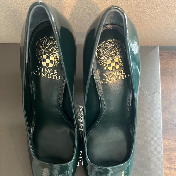 Vince Camuto Women's SIBRINA PUMP Color Mallard Green Sz 7.5 - Worn Once Indoors - Picture 8 of 11